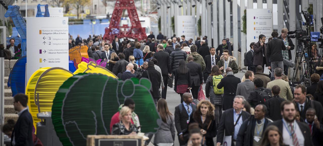 COP21 : Les négociations avancent à pas de « caméléon »