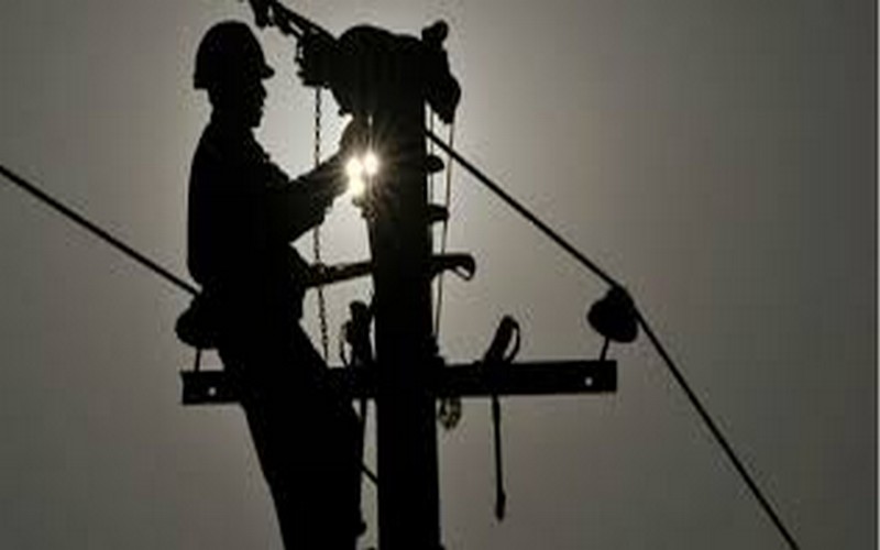 Le Kenya électrifiera toutes les zones rurales d’ici à 10 ans avec une enveloppe de plus de 460 millions $