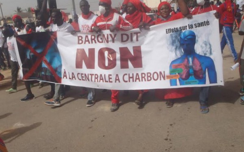 Les populations de Bargny se rebellent et continuent de récuser, dans la rue, la centrale à charbon en construction