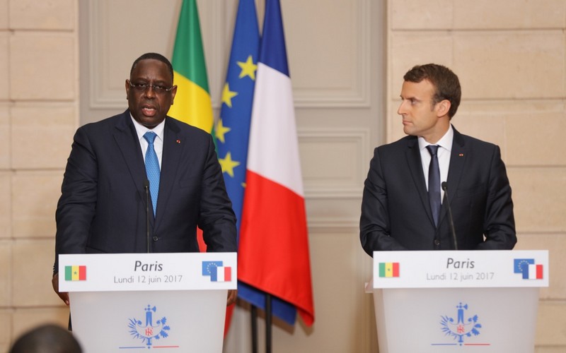 En visite à Paris, Macky Sall avait pris le contre-pied de Donal Trump et rassurait Emmanuel Macron