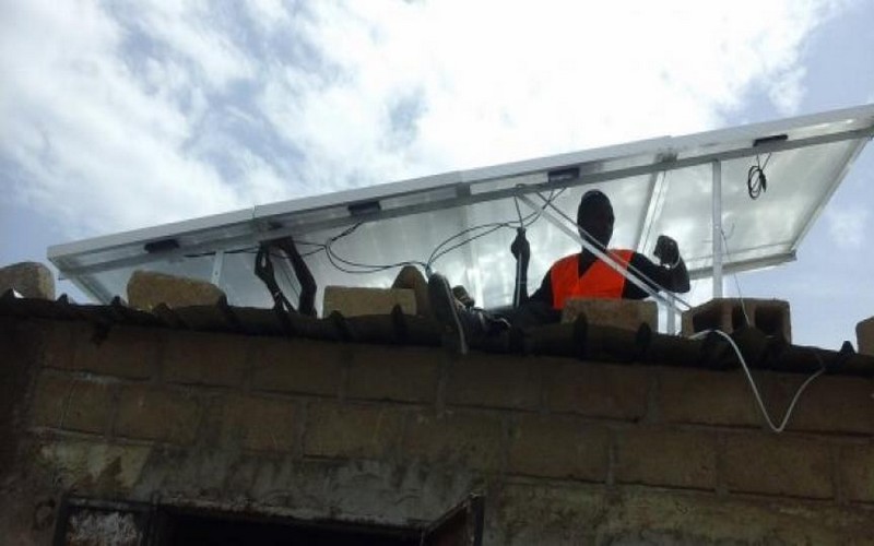 Des fonds de Akon pour soutenir son action en énergie solaire en Afrique