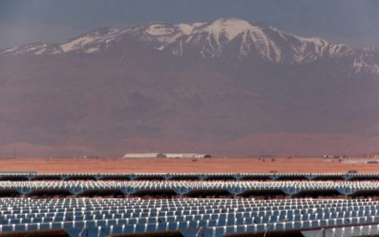 Le projet solaire Noor Midelt marocain bénéficie 25 millions de dollars