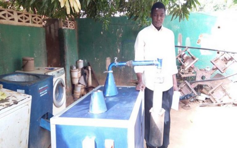 Abdou Barmini, l&rsquo;inventeur nigérien qui purifie la fumée industrielle