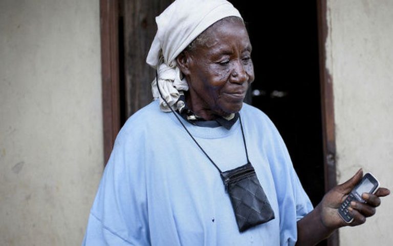 Des transferts d&rsquo;argent par mobile pour lutter contre la sécheresse au Zimbabwe