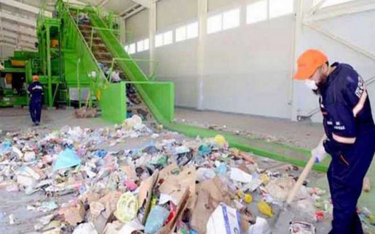 Ramassage d’ordures : le bilan 2017 de la Wilaya d&rsquo;Alger (Algérie)