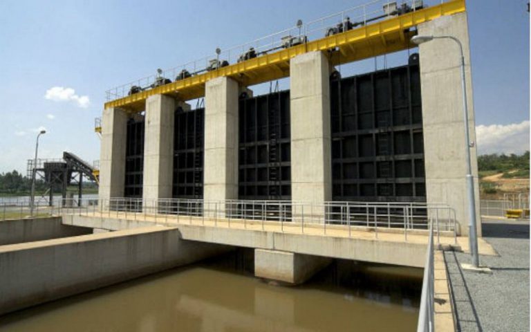 La fourniture d&rsquo;électricité serait minée par les grands barrages