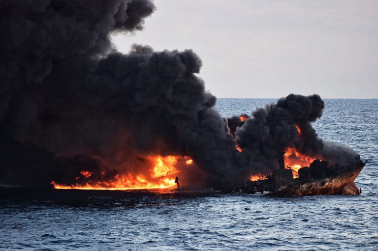 Catastrophe écologique en Mer de Chine : une marée noire historique