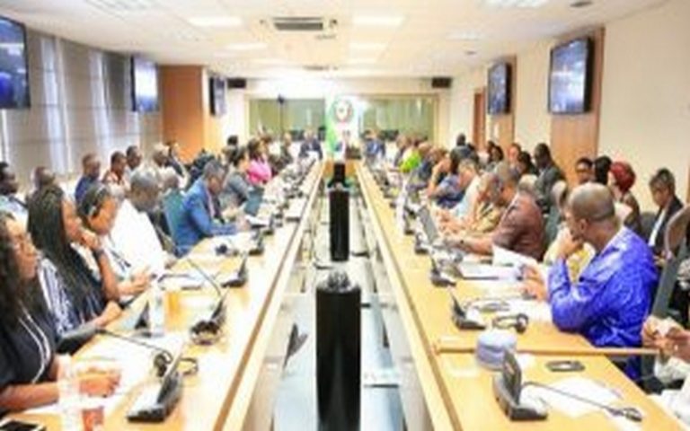 Un marché régional de l’énergie en Afrique de l’Ouest : pour une électricité abordable et fiable