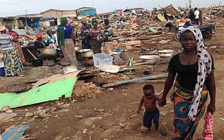 Ghana : la nourriture périmée distribuée aux sinistrés des inondations