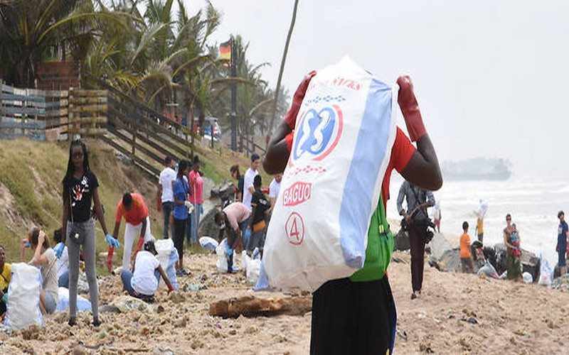 Le Ghana mène la guerre aux déchets plastiques
