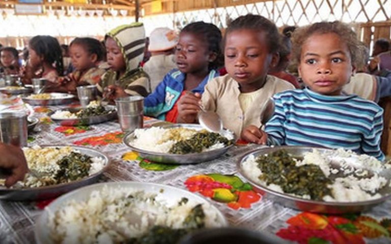 Le PAM vole au secours des enfants malgaches