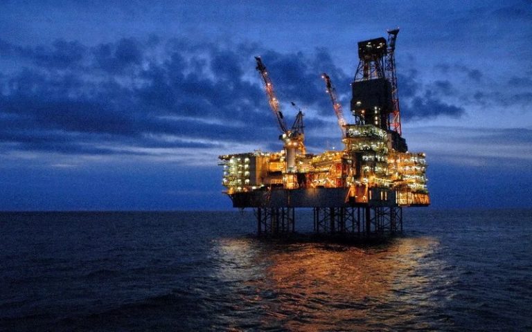 133 milliards de dollars perdu par an à cause du marché noir du pétrole