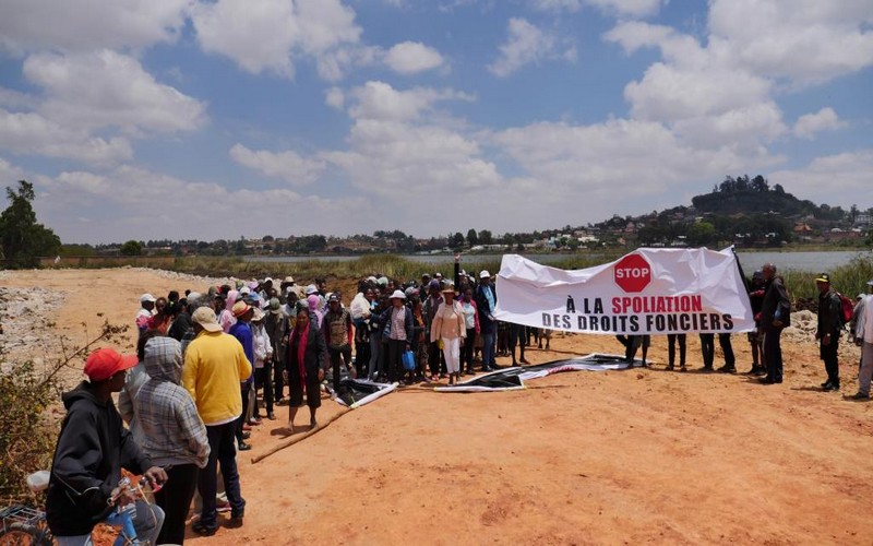 Manifestation des malgaches expropriés de leur terre
