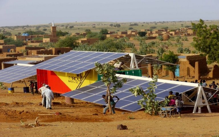 La BID accorde un prêt de 30 millions $ au Niger pour l’électrification rurale