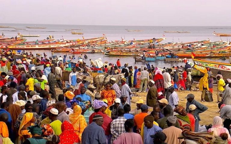 Les pêcheurs sénégalais s’insurgent contre « une gestion opaque des licences »