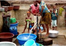 L’accès à l’eau potable en Afrique rurale est inadéquat