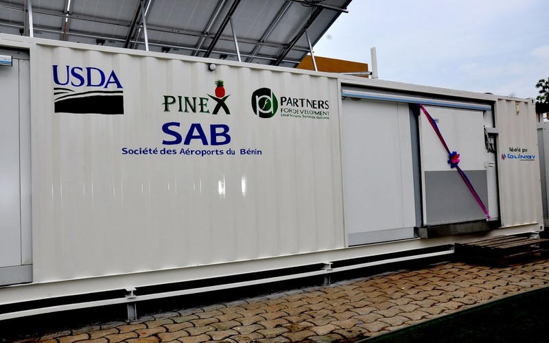 Bénin : l’aéroport de Cotonou doté d’une chambre froide pour l’ananas