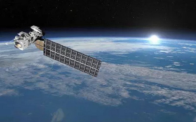 Deux pays africains et la France signent un accord de coopération spatiale