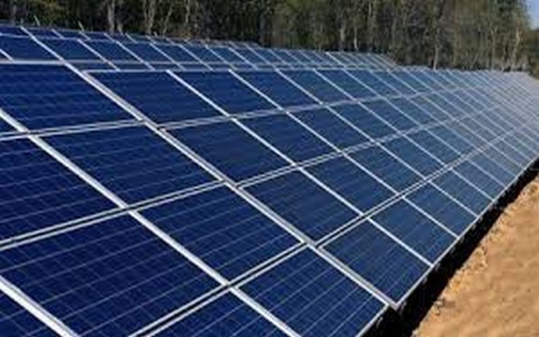 Vers la construction d’une centrale solaire de 900 MW au Zimbabwe