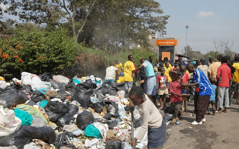 Sénégal : Abdou Karim Sall reconnaît les limites de la loi visant l’interdiction des sachets plastiques