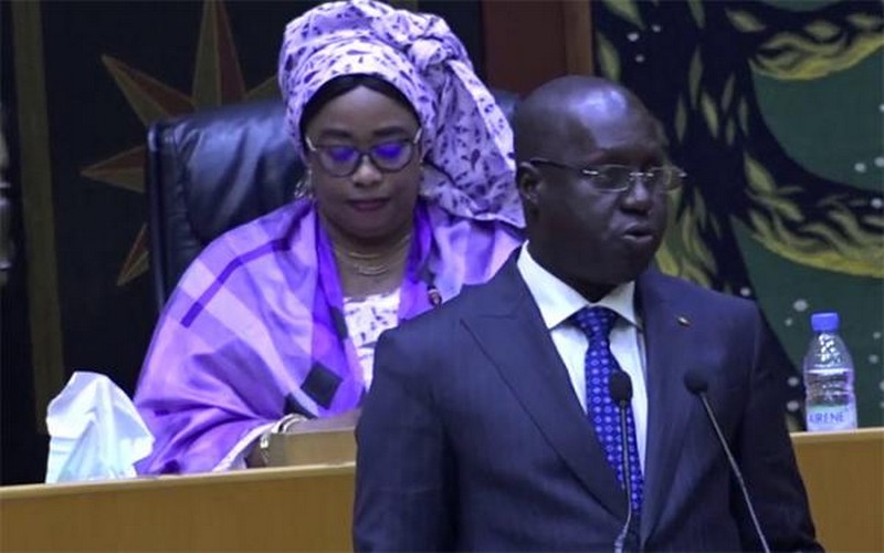 Le Sénégal adopte la loi relative à la prévention et à la réduction de l’incidence sur l’environnement des produits plastiques