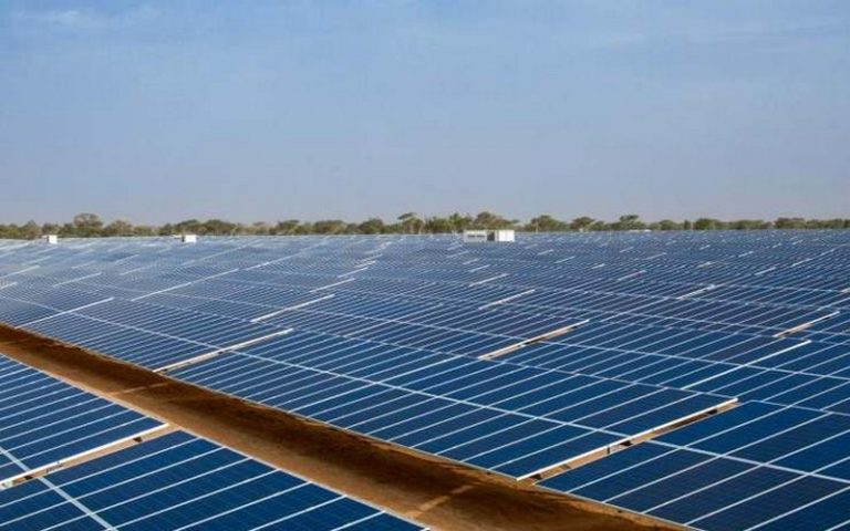 Sénégal : quatre nouvelles centrales photovoltaïques inaugurées dans les îles du Saloum