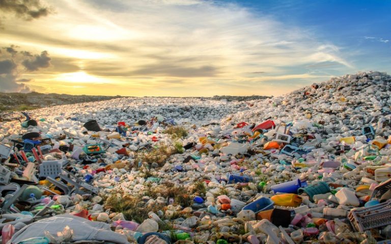 Afrique : DITCh lance un projet contre la pollution générée par les déchets plastiques