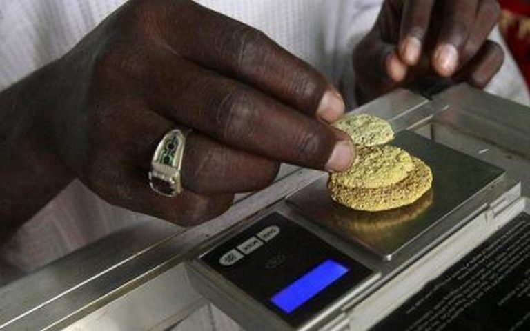 L’exportation clandestine des tonnes d’or se poursuit en RDC, selon l’ONU