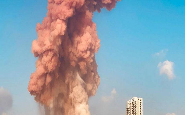 Au moins 100 morts et 4 000 blessés enregistrés dans l’explosion d’un entrepôt stockant 2 750 tonnes de nitrate d’ammonium au Liban