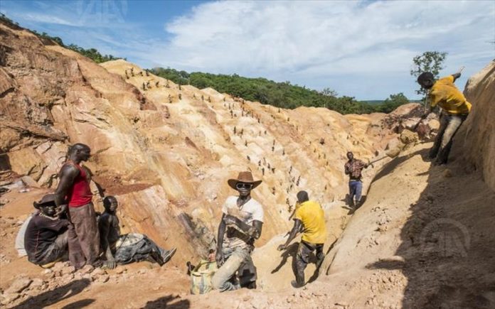 Exploitation minière en Centrafrique Axmin dénonce le retrait de son permis