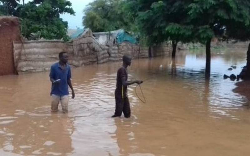 Pour Macky Sall, les inondations enregistrées au Sénégal sont dues aux « dérèglements climatiques »