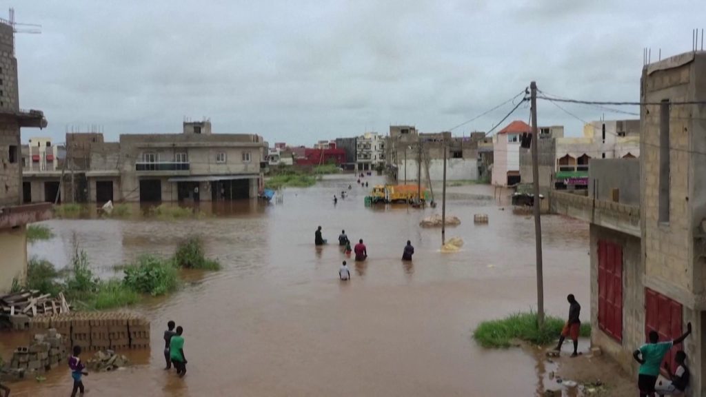 Le Sénégal multiplie ses efforts pour sortir les populations des eaux consécutives aux récentes fortes pluies