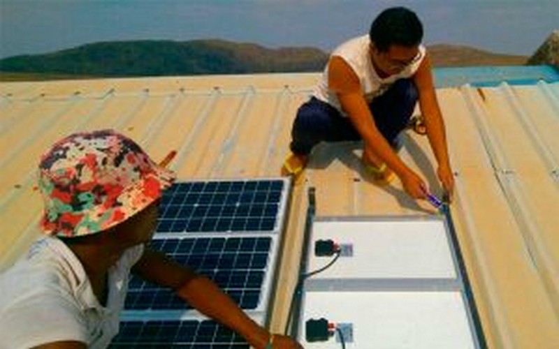 11 dispensaires électrifiés par les générateurs solaires de la startup Jirogasy à Madagascar