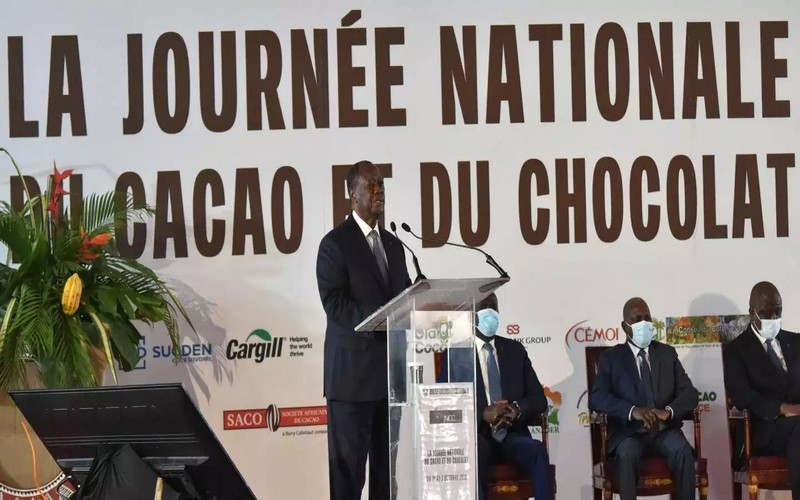 Côte d’Ivoire : Alassane Ouattara annonce la hausse du prix du cacao à 1000 FCFA/kg