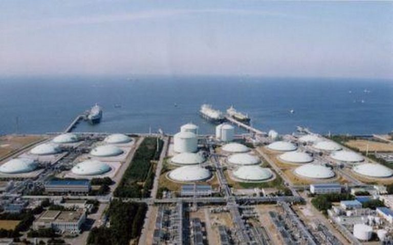 2000 milliards $ nécessaires pour soutenir la demande mondiale de GNL d’ici à 2040, affirme WoodMac