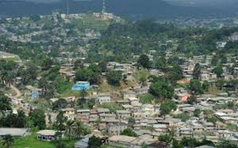 Le Gabon veut assainir la gouvernance de ses industries extractives