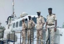 Pêche illégale : La Marine mauritanienne arraisonne 10 bateaux et inflige des amendes d’un million de dollars