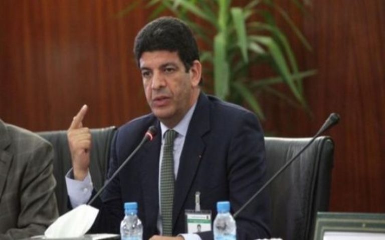 Le président de l’Agence marocaine des énergies renouvelables interdit de quitter le pays
