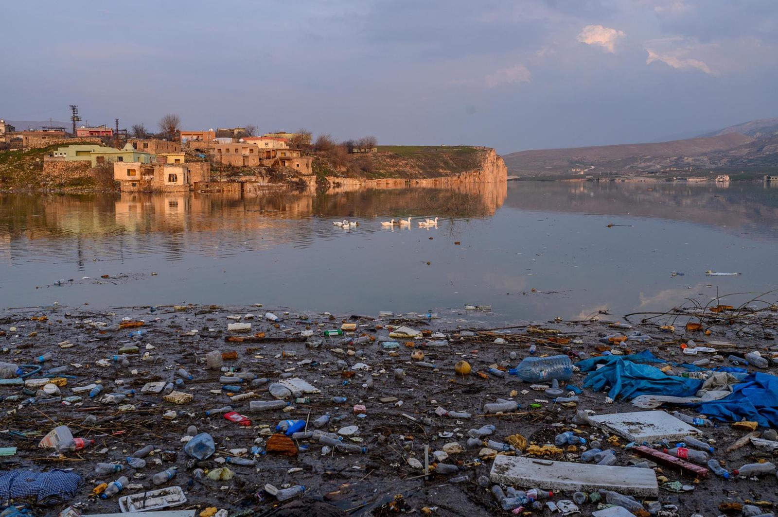 TURQUIE: Acquittement pour un scientifique ayant révélé des risques de cancers