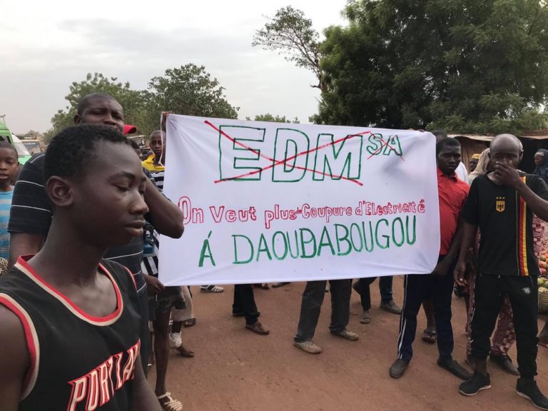 Comprendre la crise de l’électricité et de l’eau au Mali (Georges François Traoré)