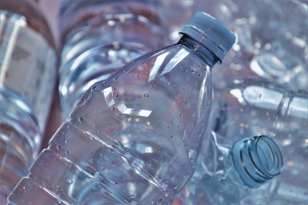 Pandémie: production mondiale de plastique en baisse