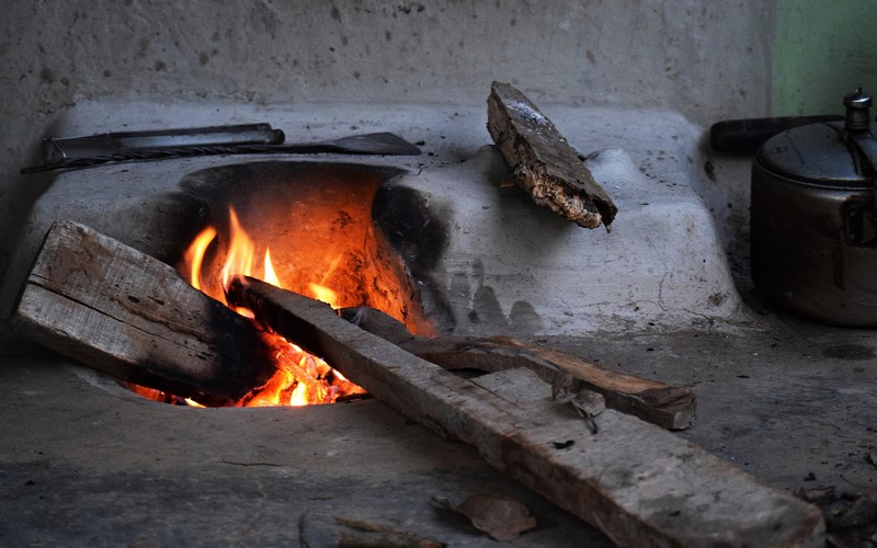 Accès universel à la cuisson propre : Le monde entier à la quête de 156 milliards $