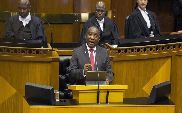 Le Parlement sud-africain rejette le projet de loi sur l’expropriation foncière sans compensation