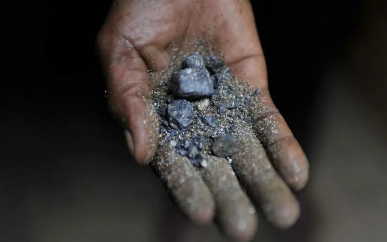 Enfants mineurs – la face cachée de la richesse en coltan de la RDC