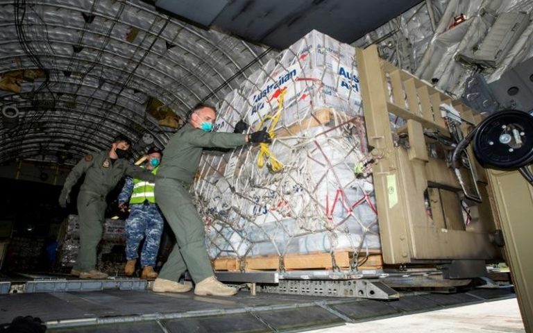 L’aide humanitaire internationale acheminée aux Tonga malgré le foyer de Covid-19