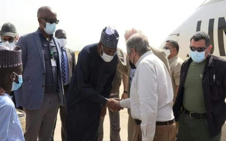 En visite au Nigéria, Antonio Guterres appelle à un retour « sûr » et « digne » des déplacés  