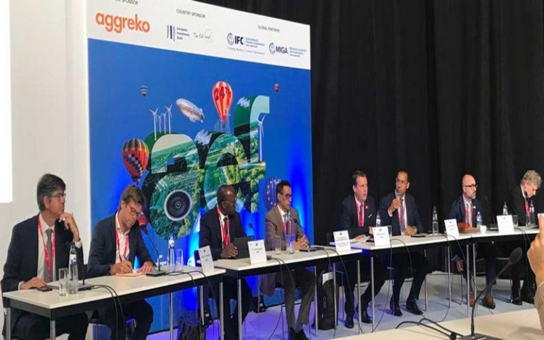 Forum africain de l’énergie 2022 : La BAD et le PIDG renforcent leur coopération sur l’initiative Desert to Power