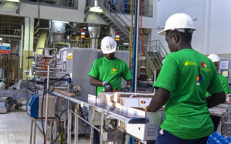 En collaboration avec sa filiale OLEOSEN, Lesieur Cristal démarre une nouvelle ligne de production de savon au Sénégal