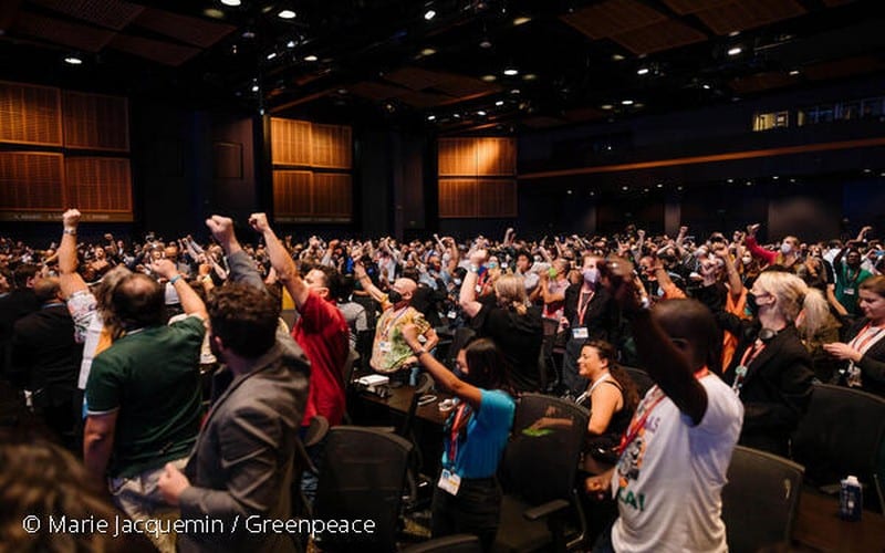 Les activistes africains promettent de résister chez eux aux dirigeants vantant les mérites du pétrole et du gaz