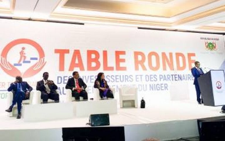 Le Niger obtient 47 milliards $ de promesses de financement pour le plan de développement 2022-2026 à Paris